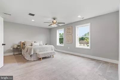 5801 Carter Avenue, Baltimore, MD 21214 - Photo 14
