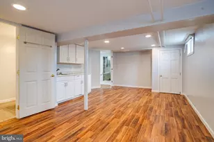 4299 Falls Rd, Baltimore, MD 21211 - Photo 32