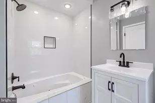 1505 W Pratt St, Baltimore, MD 21223 - Photo 26