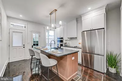 144 Ellwood Avenue S, Baltimore, MD 21224 - Photo 12