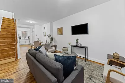 914 N Milton Avenue, Baltimore, MD 21205 - Photo 2