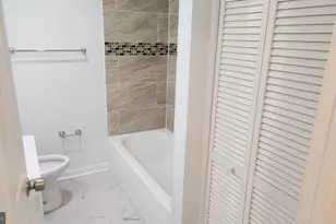 519 E 28th Street E, Baltimore, MD 21218 - Photo 36