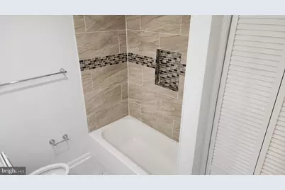 519 E 28th Street E, Baltimore, MD 21218 - Photo 34