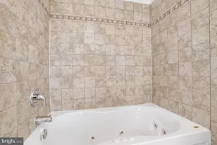 529 S Luzerne Ave, Baltimore, MD 21224 - Photo 14