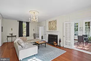 203 E 39th St, Baltimore, MD 21218 - Photo 6