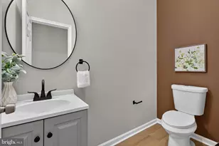 946 W Franklin St, Baltimore, MD 21223 - Photo 12