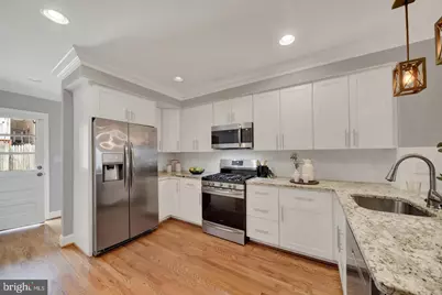 813 S Robinson Street, Baltimore, MD 21224 - Photo 8