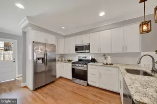 813 S Robinson St, Baltimore, MD 21224 - Photo 8