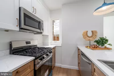 443 W 23rd Street, Baltimore, MD 21211 - Photo 8