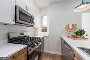 433 W 23rd St, Baltimore, MD 21211 - Photo 8