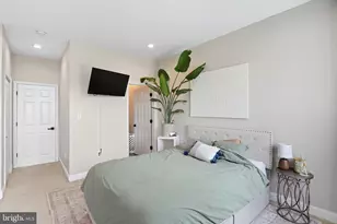 4327 Falls Rd, Baltimore, MD 21211 - Photo 8