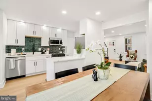 1237 Hull St, Baltimore, MD 21230 - Photo 6