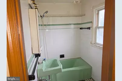 2340 Ivy Avenue, Baltimore, MD 21214 - Photo 8