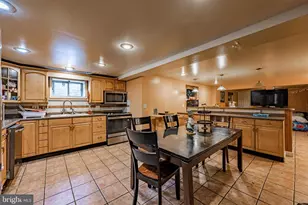 4406 Buena Vista Ave, Baltimore, MD 21211 - Photo 12
