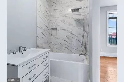 1100 W Lafayette Avenue #5, Baltimore, MD 21217 - Photo 12