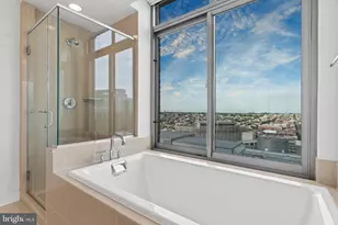 675 President St, Baltimore, MD 21202 - Photo 16