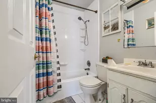 5614 Groveland Ave, Baltimore, MD 21215 - Photo 20