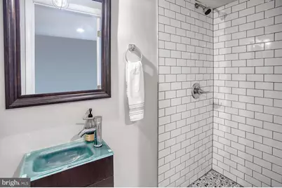 518 S Macon Street, Baltimore, MD 21224 - Photo 18