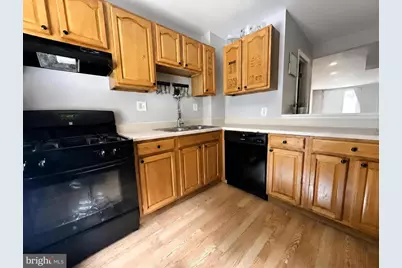 517 W 28th Street, Baltimore, MD 21211 - Photo 8