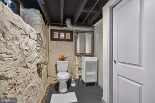322 St Dunstans Rd, Baltimore, MD 21212 - Photo 28