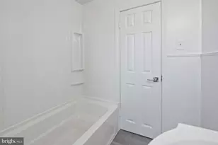 4807 Cordelia Ave, Baltimore, MD 21215 - Photo 10