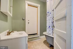 2216 Linden Ave, Baltimore, MD 21217 - Photo 10