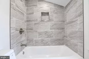 5504 Robinwood Ave, Gwynn Oak, MD 21207 - Photo 12