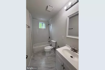 2810 E Chase Street, Baltimore, MD 21213 - Photo 28