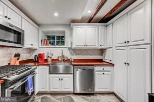 6 Elmwood Rd, Baltimore, MD 21210 - Photo 14