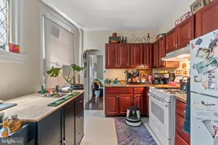 2704 N Calvert St, Baltimore, MD 21218 - Photo 8