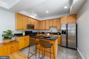 1919 E Pratt St, Baltimore, MD 21231 - Photo 12