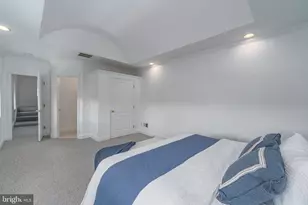 1919 E Pratt St, Baltimore, MD 21231 - Photo 16