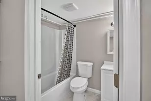 4144 Townsend Ave, Baltimore, MD 21225 - Photo 14