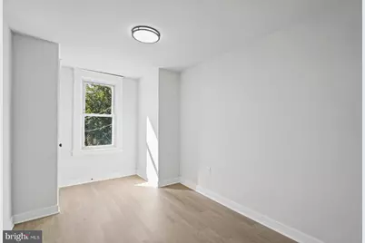 825 E 34th Street, Baltimore, MD 21218 - Photo 28