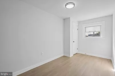 825 E 34th Street, Baltimore, MD 21218 - Photo 26