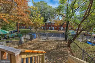 1221 Ashburton St, Baltimore, MD 21216 - Photo 28