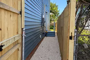 537 E Pontiac Ave, Baltimore, MD 21225 - Photo 6