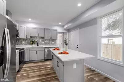 537 E Pontiac Avenue, Baltimore, MD 21225 - Photo 14