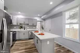 537 E Pontiac Ave, Baltimore, MD 21225 - Photo 14
