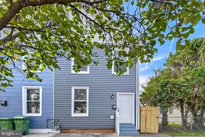 537 E Pontiac Avenue, Baltimore, MD 21225 - Photo 2