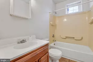 1615 Gwynns Falls Pkwy, Baltimore, MD 21217 - Photo 10