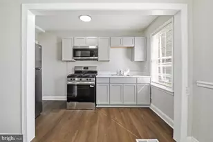 3698 Kenyon Ave, Baltimore, MD 21213 - Photo 12