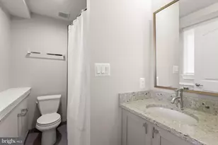 640 Ponte Villas S, Baltimore, MD 21230 - Photo 16