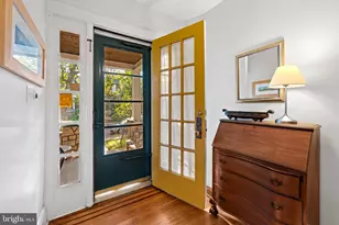 2905 Cresmont Ave, Baltimore, MD 21211 - Photo 4