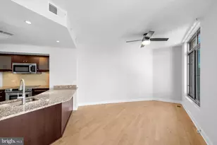 675 S President St, Baltimore, MD 21202 - Photo 6