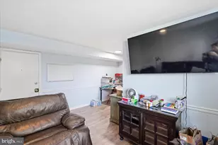 4408 Falls Bridge Dr, Baltimore, MD 21211 - Photo 8
