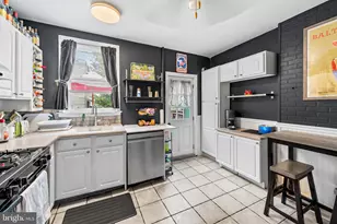 3657 Chestnut Ave, Baltimore, MD 21211 - Photo 8