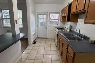 3720 Yolando Rd, Baltimore, MD 21218 - Photo 8