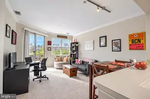 23 Pierside Dr, Baltimore, MD 21230 - Photo 4