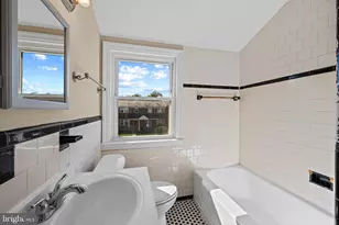 3434 Mayfield Ave, Baltimore, MD 21213 - Photo 8